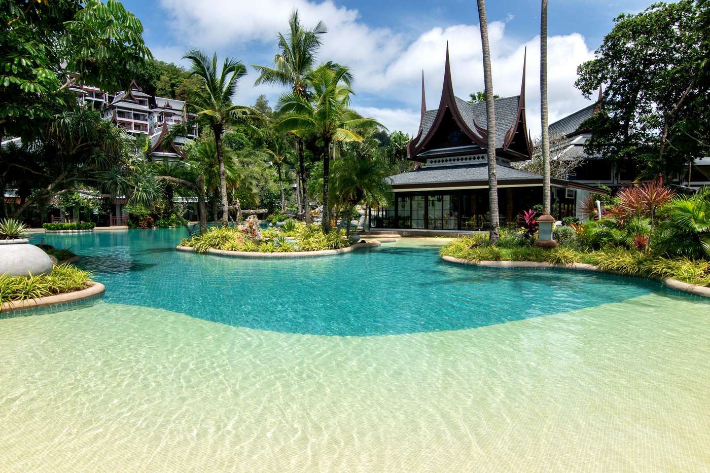 Thavorn-Beach-Village---Spa-Pool-1