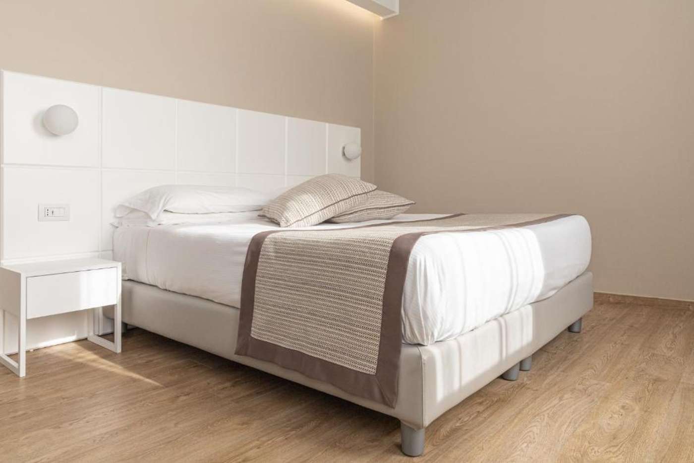 Boston Hotel-Italy-BARI-Room-4