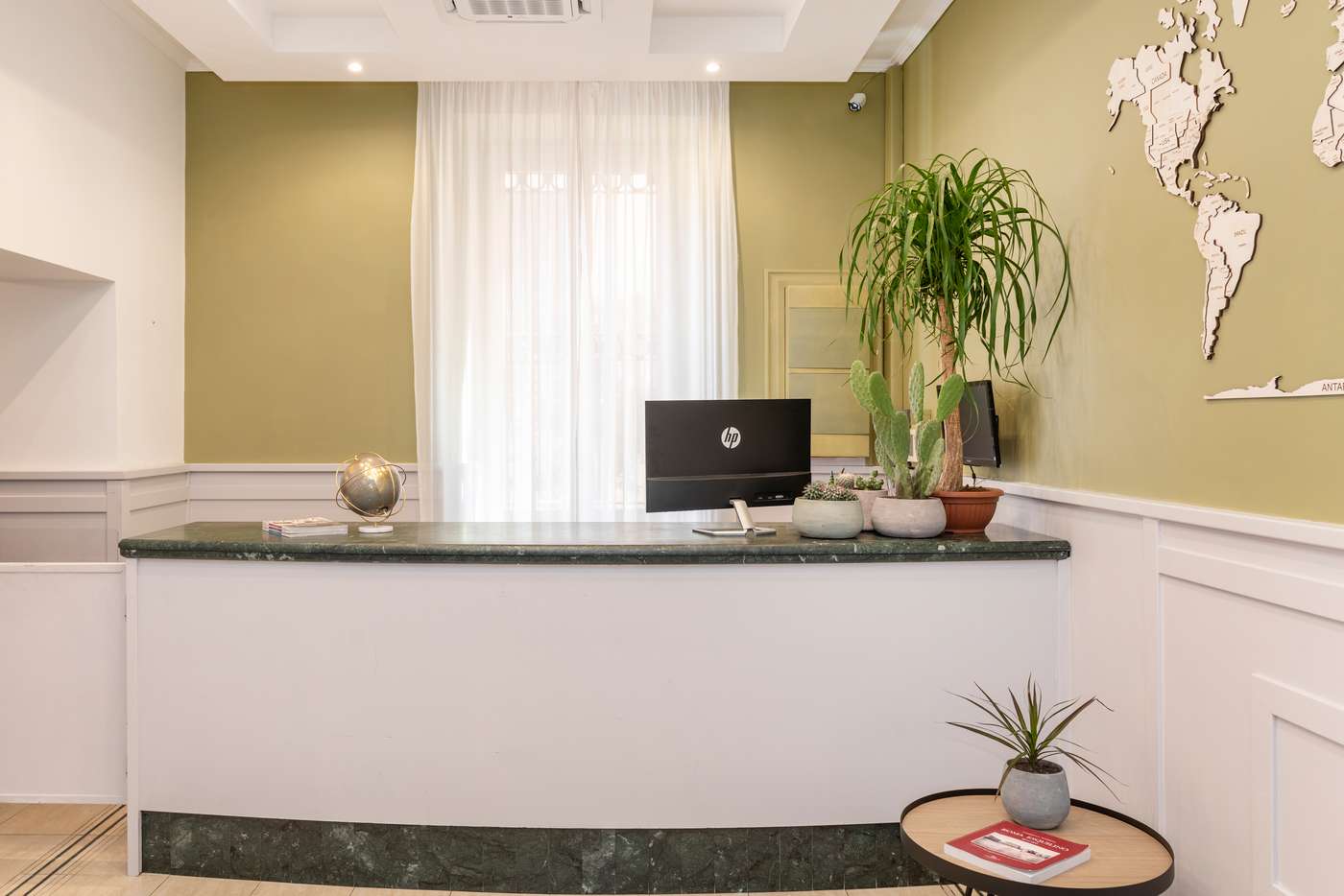 Parker-Lobby-1