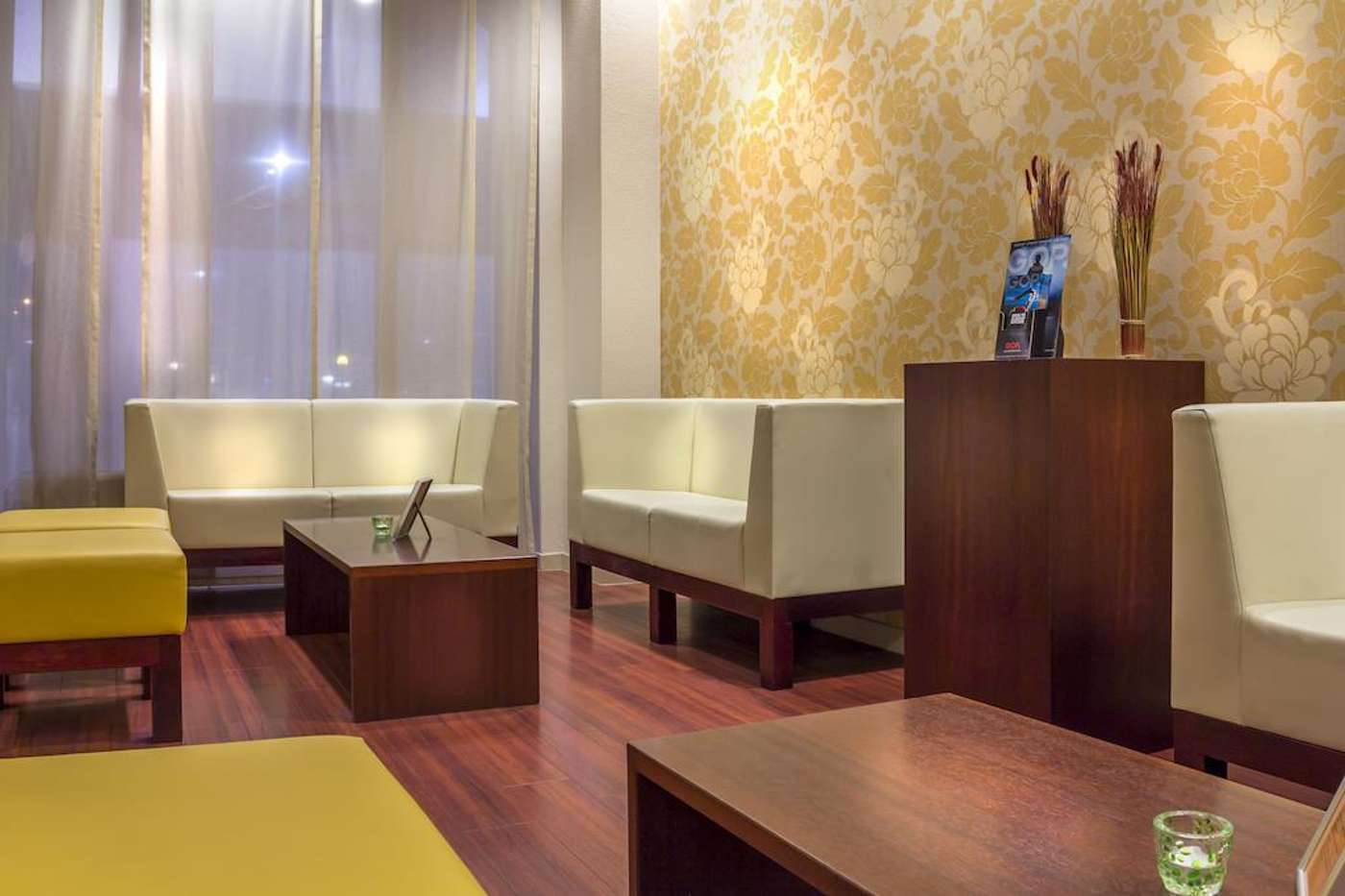 PLAZA Premium Columbus Bremen-Germany-BREMEN-Lobby-7