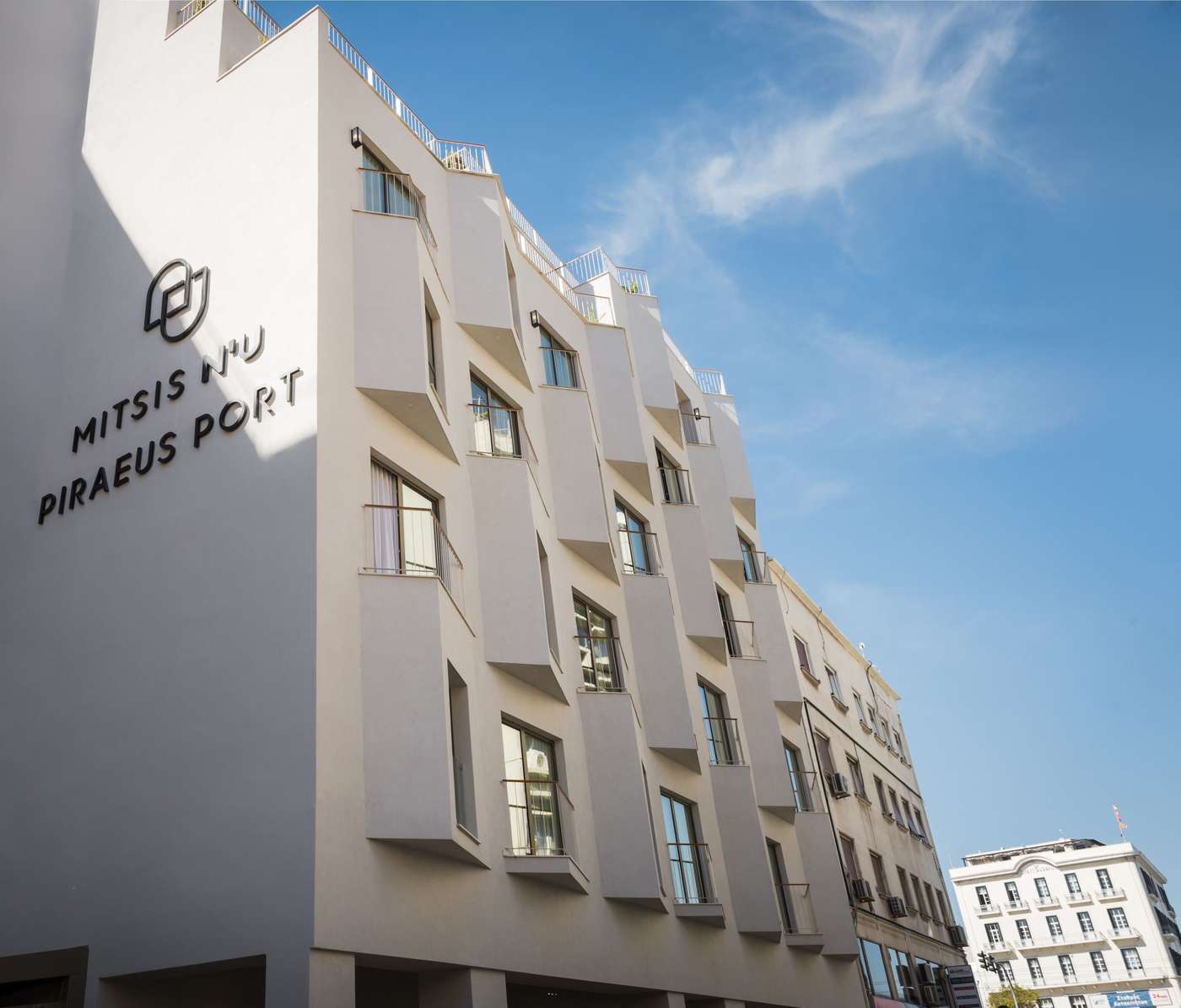 A Mitsis N'U Piraeus Port hotel