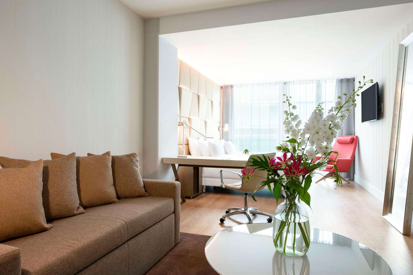 NH Collection Eindhoven Centre-Netherlands-EINDHOVEN-Room-9