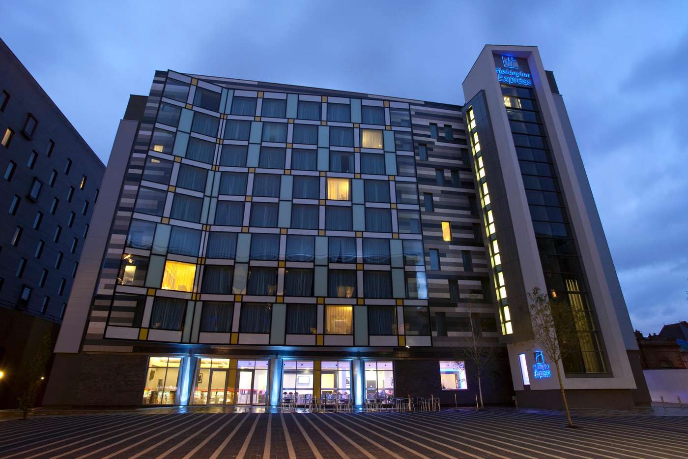 Holiday Inn Express Manchester City Centre - Arena-United Kingdom-Manchester-General view-1