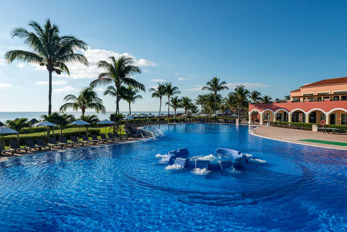 H10-Ocean-Coral---Turquesa-Pool-1