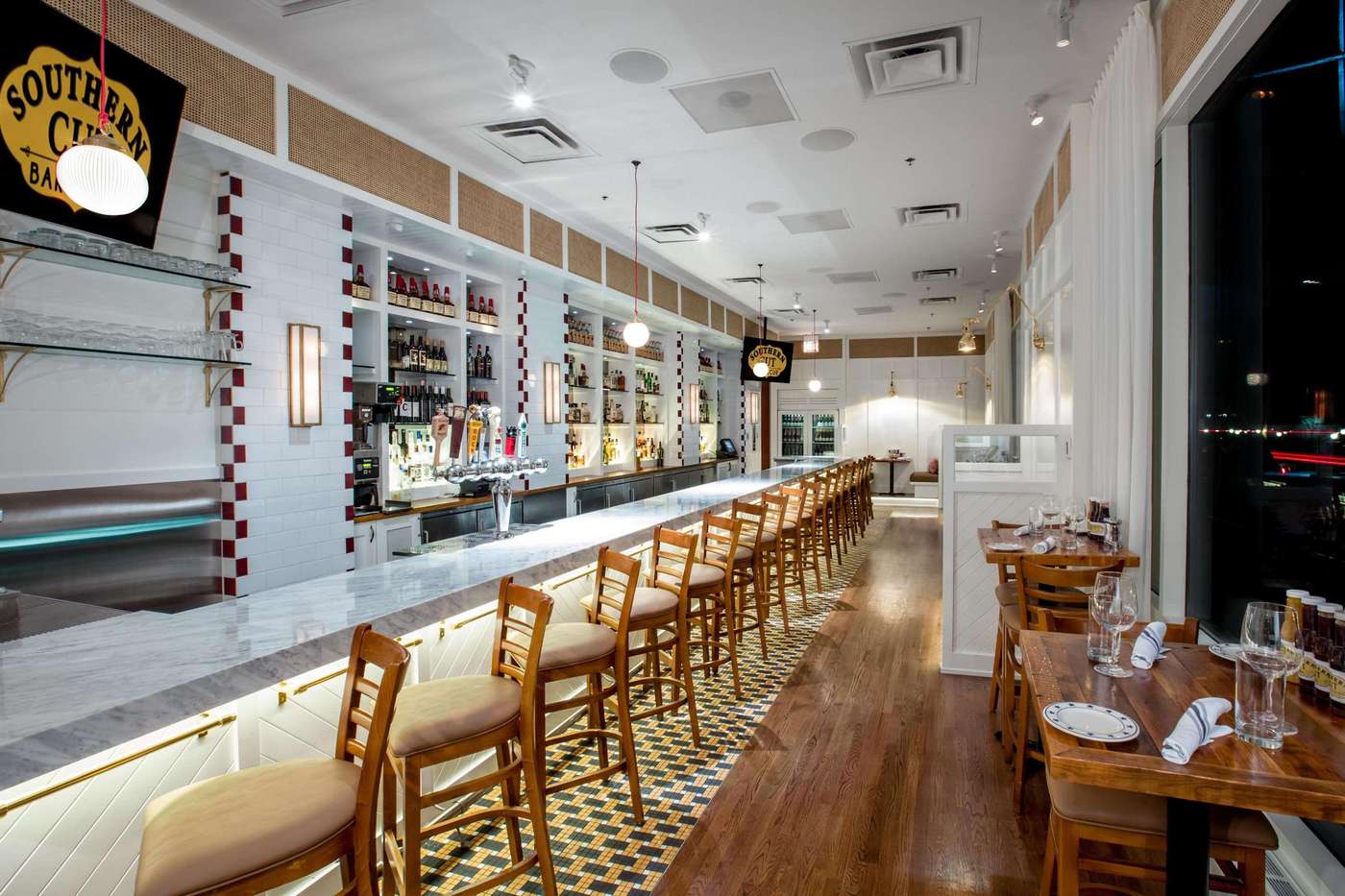 Hilton Suites Chicago/Magnificent Mile - United States - CHICAGO - Bar - 0