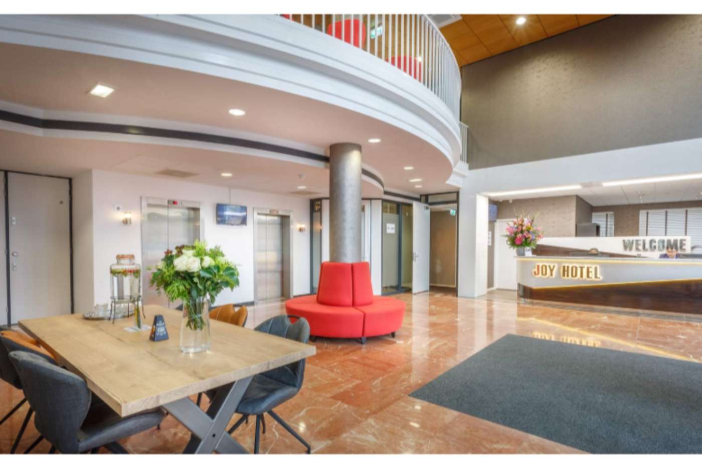 Joy-Hotel-Amsterdam-Lobby-1