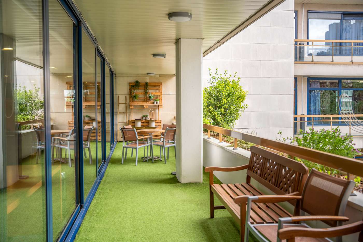 ibis-Paris-17-Clichy-Batignolles-Terrace-1