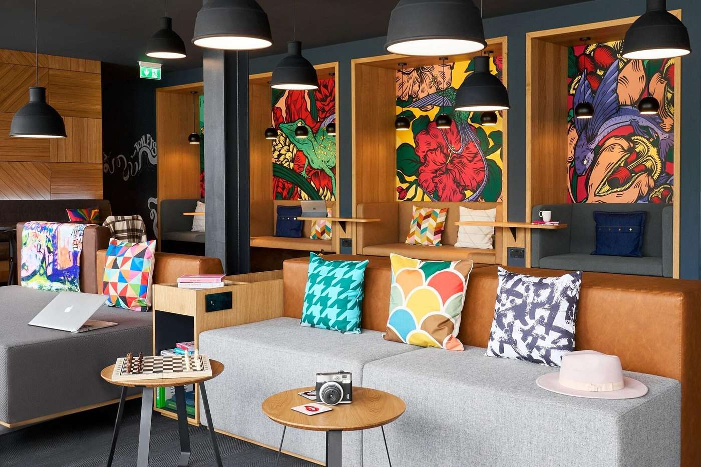 Moxy Bristol-United Kingdom-Bristol-Lobby-9