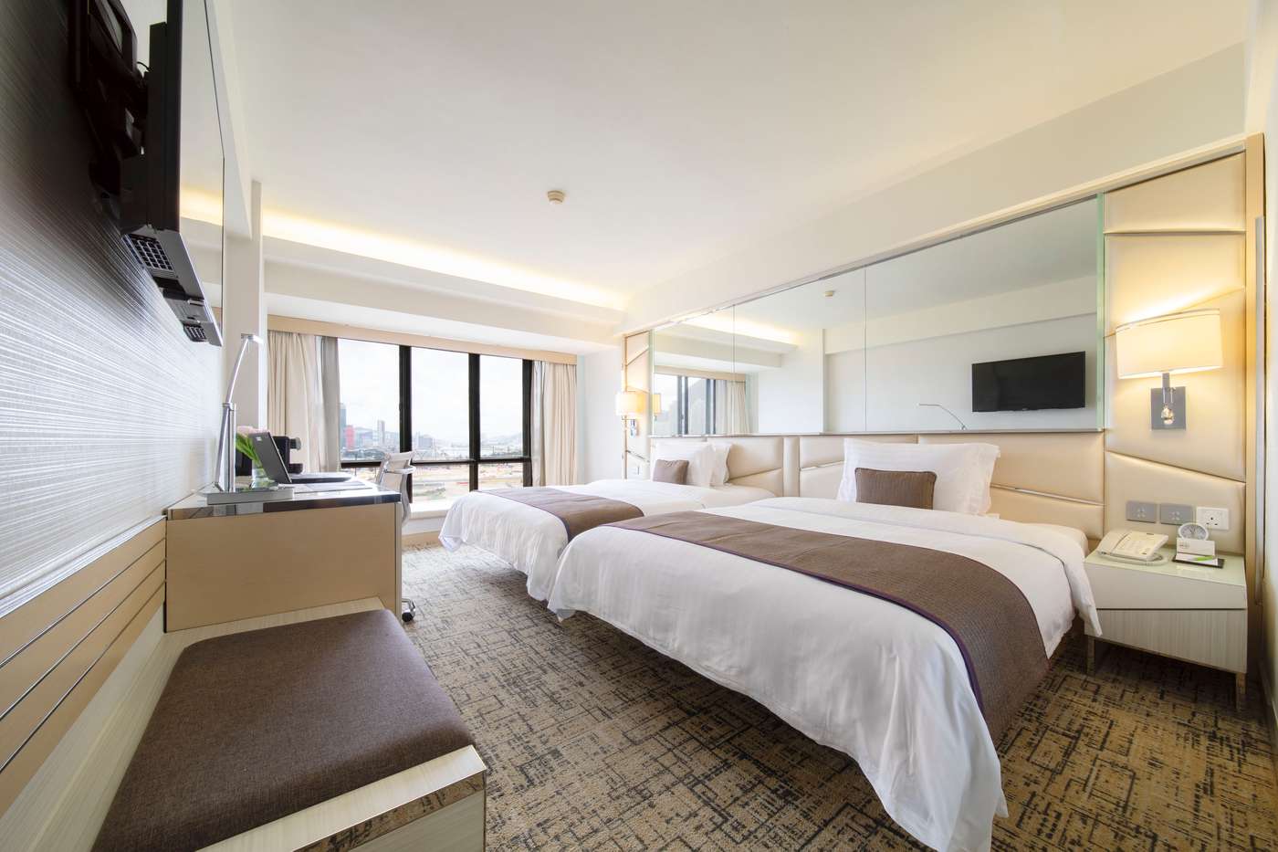 Regal Oriental-Hong Kong – China-KOWLOON-Room-7