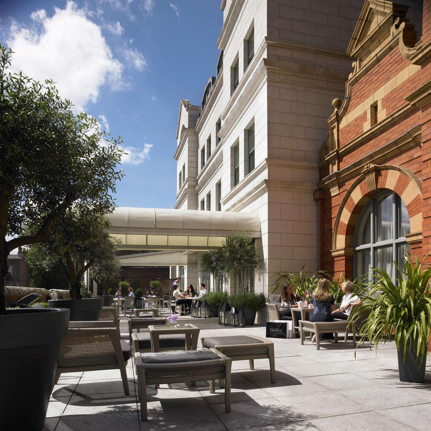 Dylan-Hotel-Dublin-General-view-1