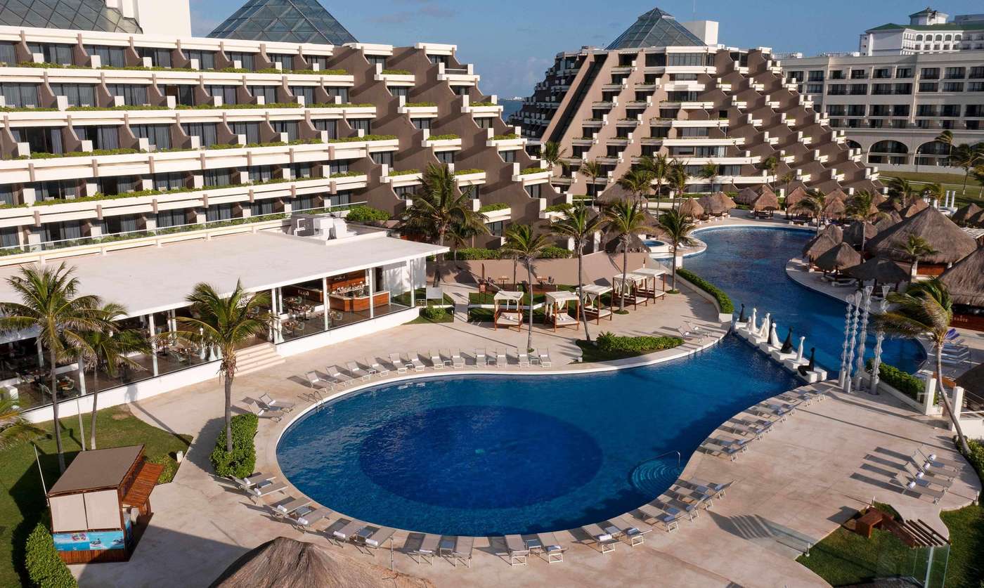 Paradisus-Cancun-All-Inclusive-Resort-General-view-1