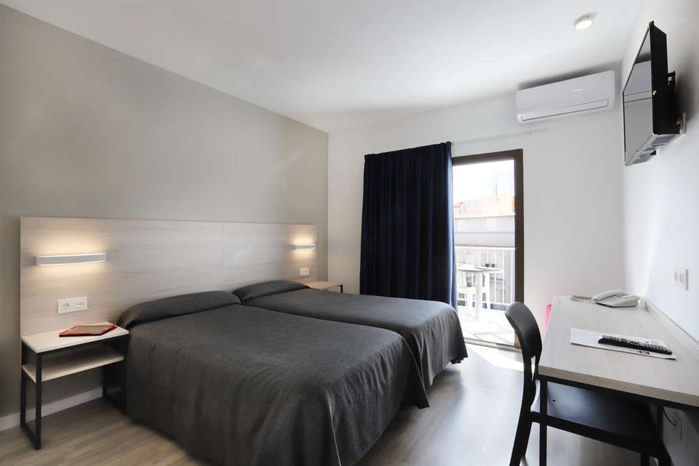 Hotel-Brasil-Room-1