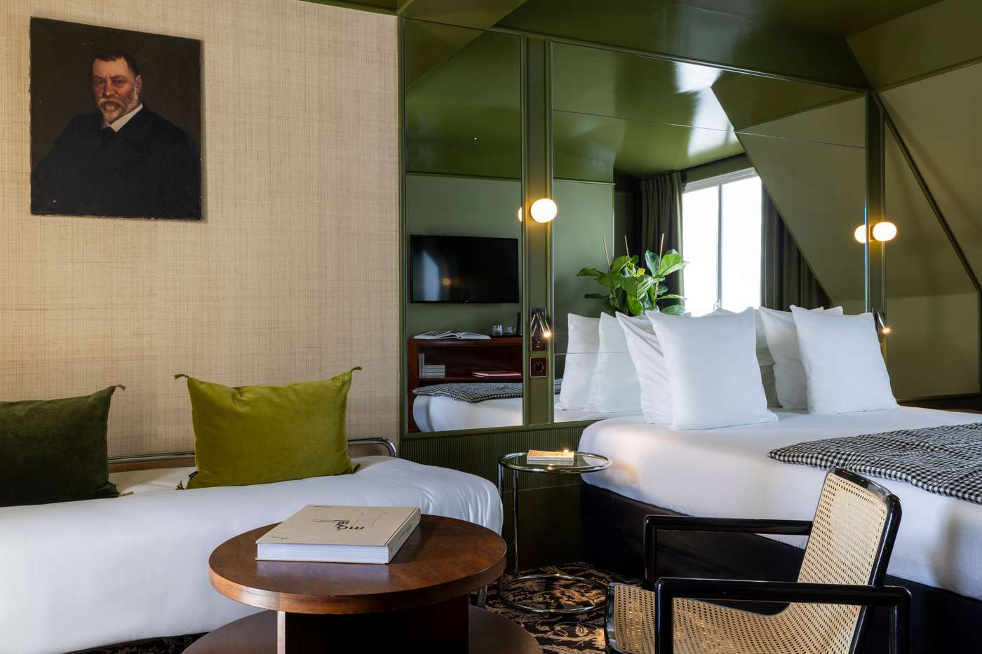 La Conversation-France-PARIS-Room-6