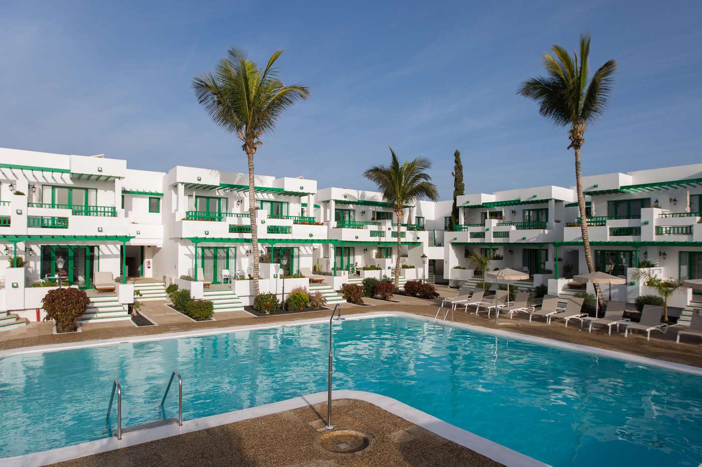 Nazaret Apartments