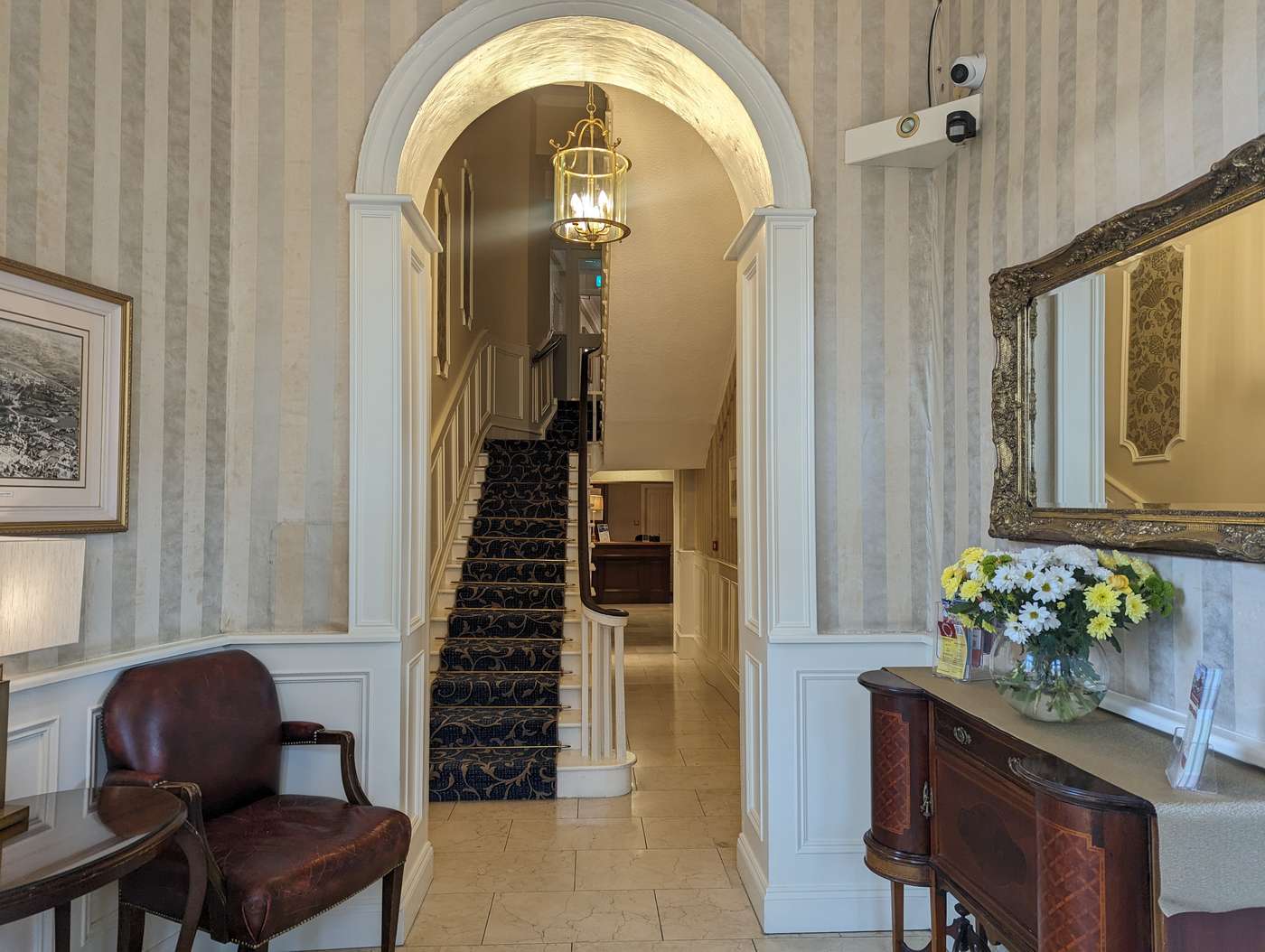 The Western Hotel-Ireland-GALWAY-Lobby-3