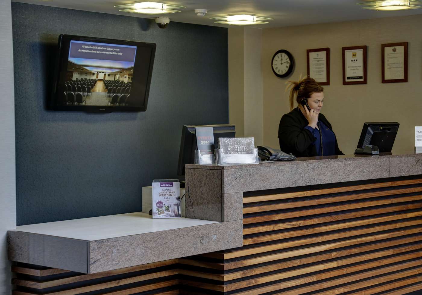 Holiday Inn Manchester - Oldham-United Kingdom-Bardsley-General view-3