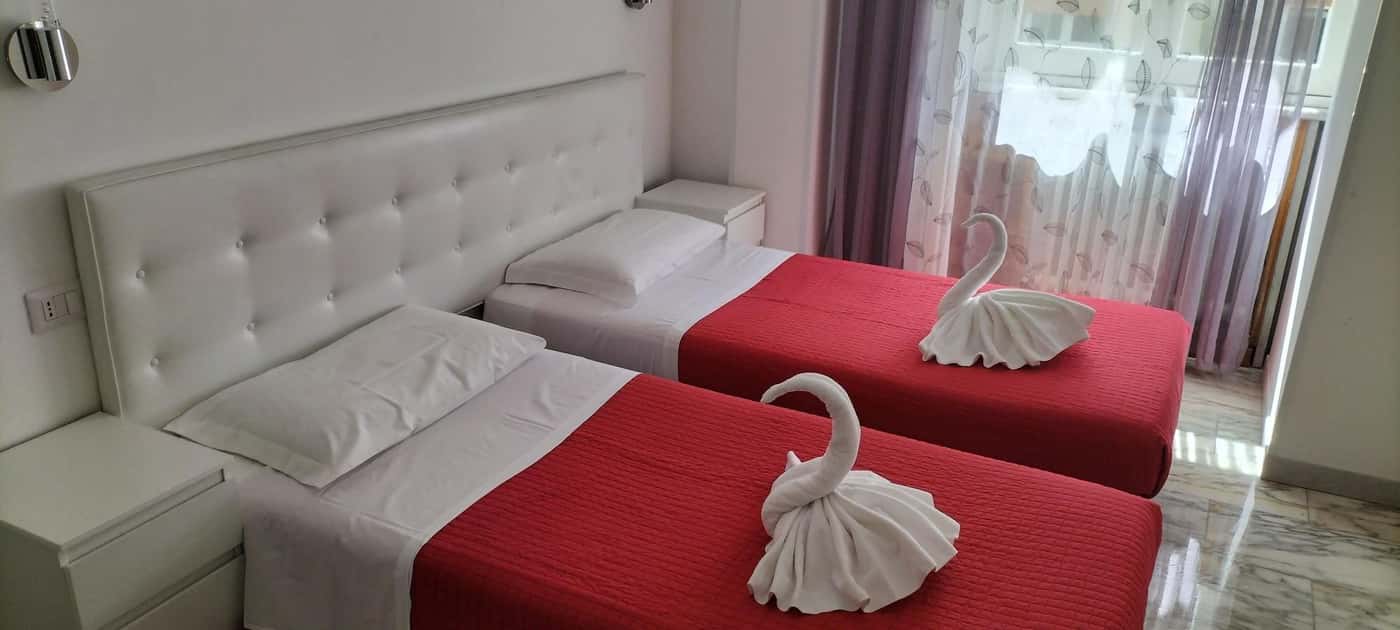 Domus-Vatican-Holidays-Room-1