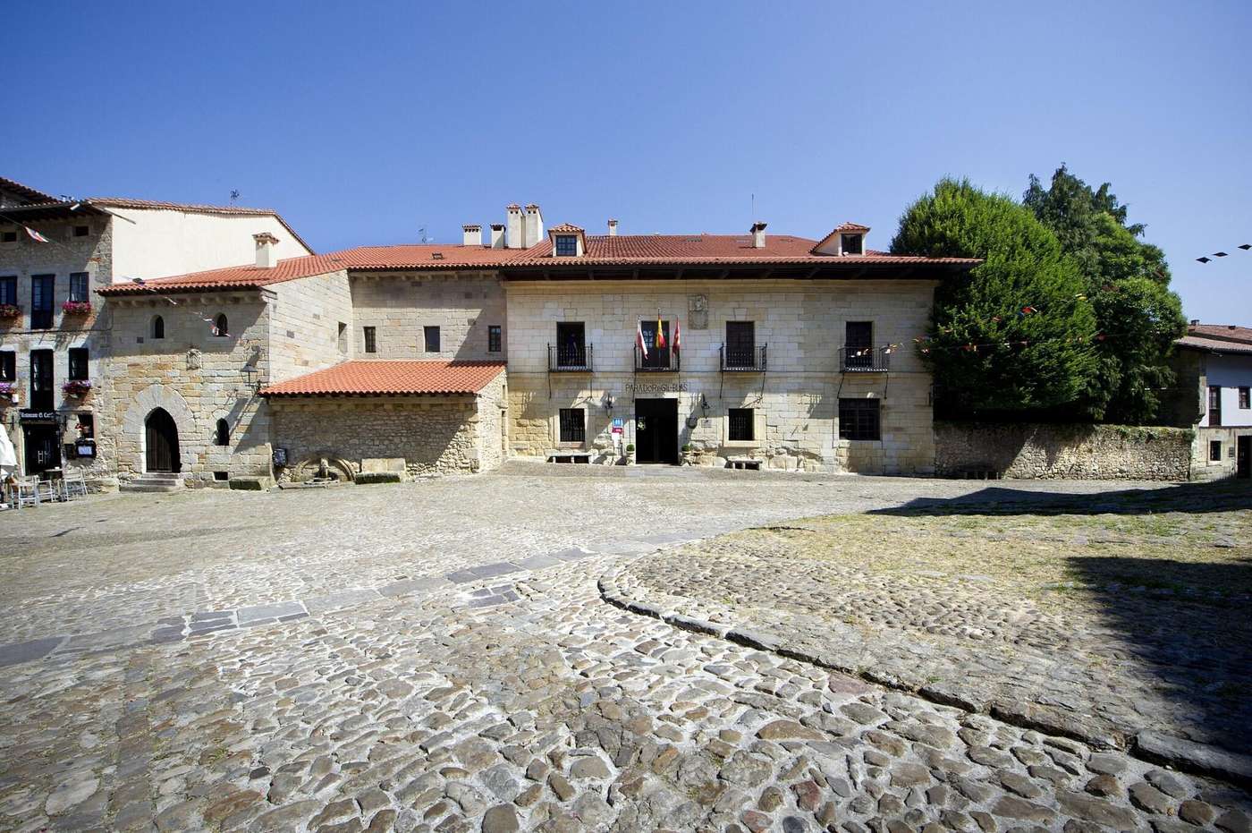 Parador de Santillana Gil Blas-Spain-SANTILLANA DEL MAR-General view-1