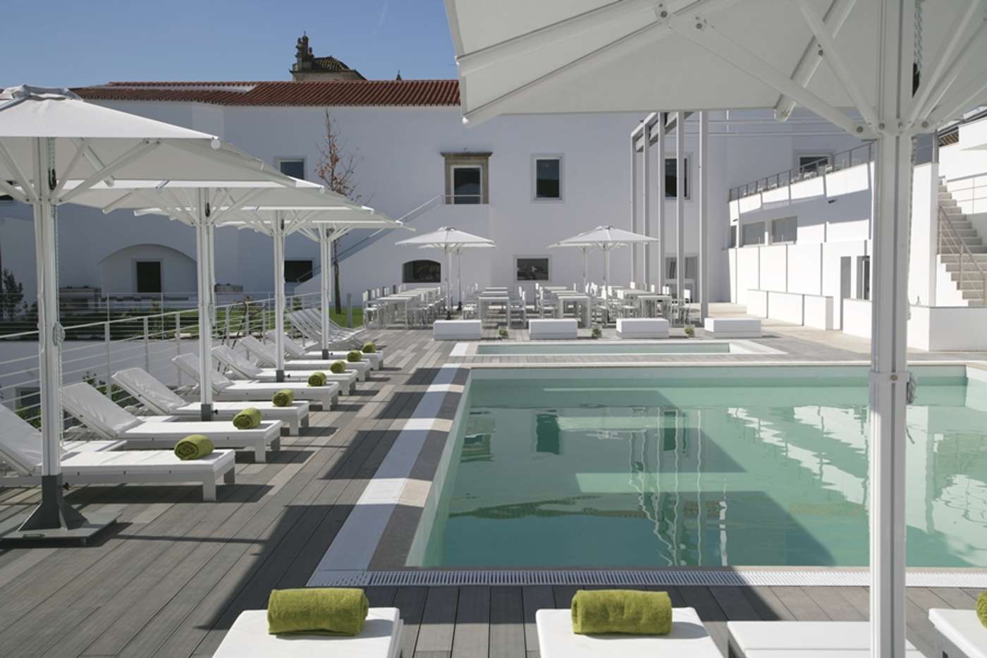 M-ar-De-Ar-Aqueduto-Pool-1