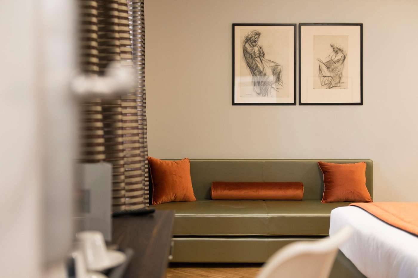 Vittoriano Suite-Italy-Rome-Room-10