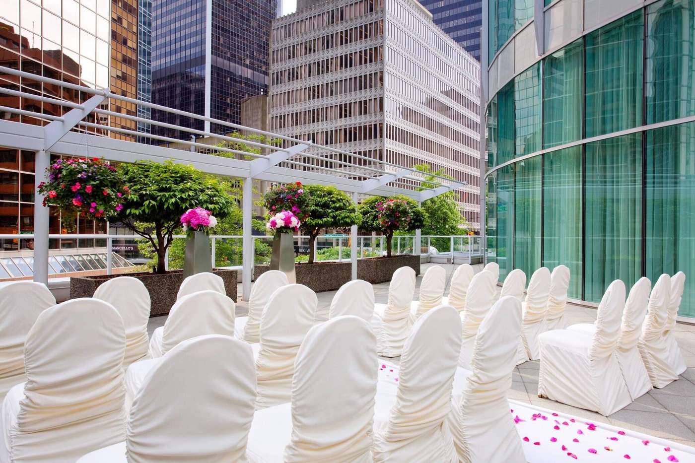 Vancouver-Marriott-Pinnacle-Downtown-Conferences-1