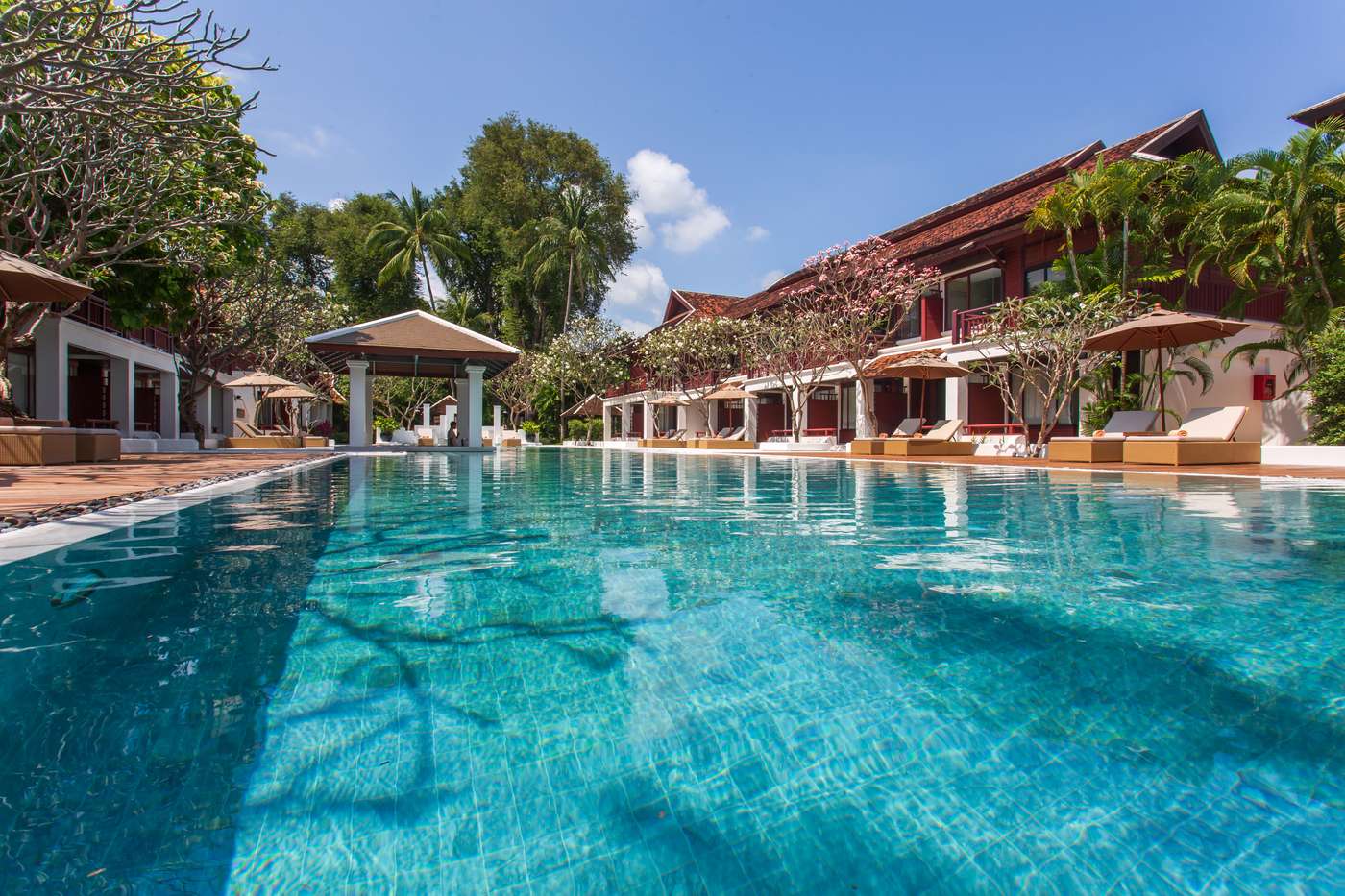 Chaweng Regent Beach Resort
Includes F/S and hotel map