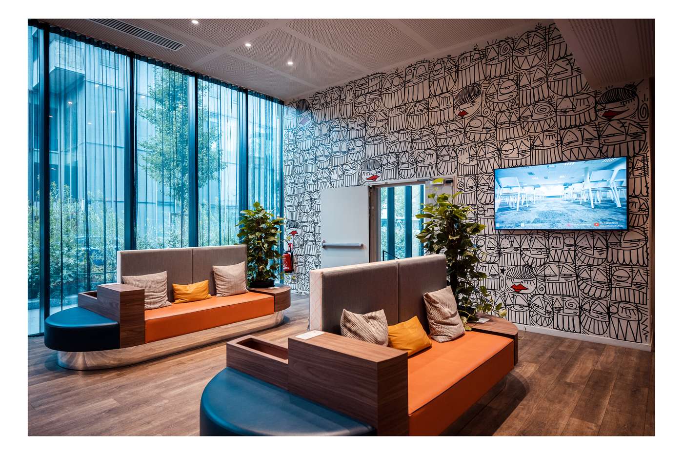 the-Originals-Boutique--Maison-Montmartre--Paris-Lobby-1