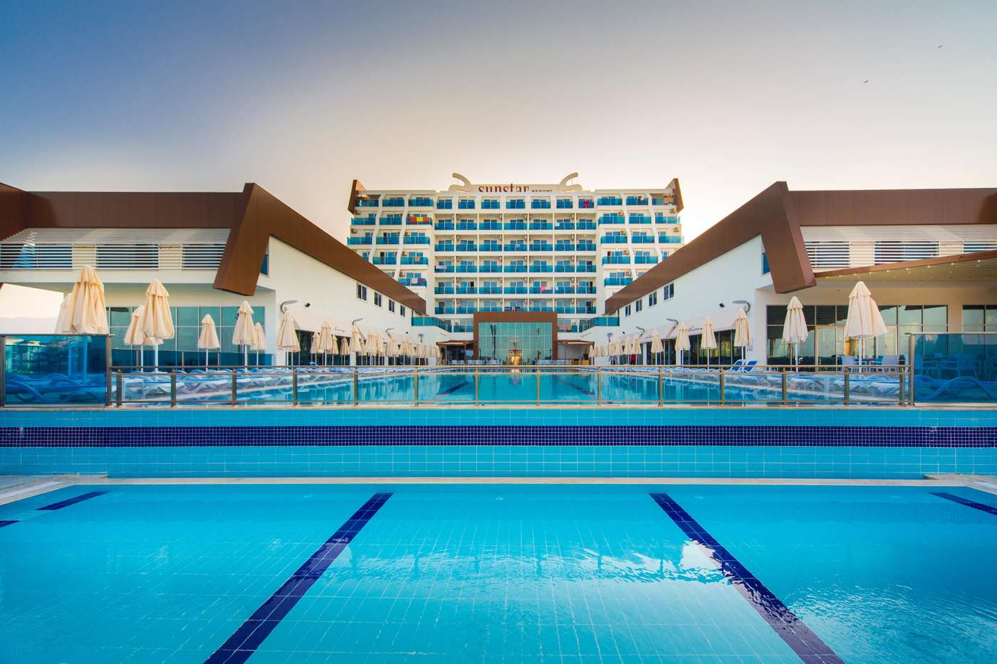 Sunstar-Resort-Hotel-Pool-1