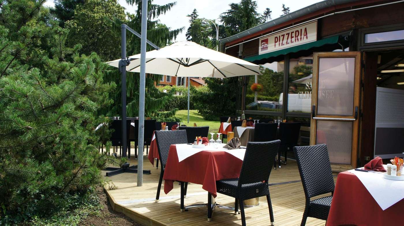 KYRIAD LYON EST - Genas Eurexpo - France - GENAS - Terrace - 6