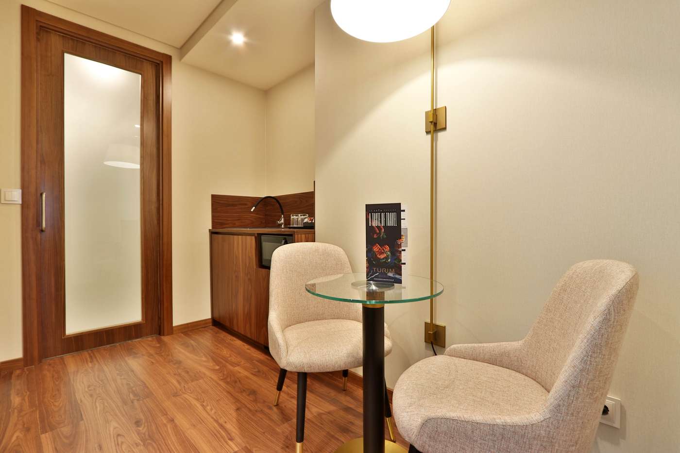 Turim-Iberia-Hotel-Room-1