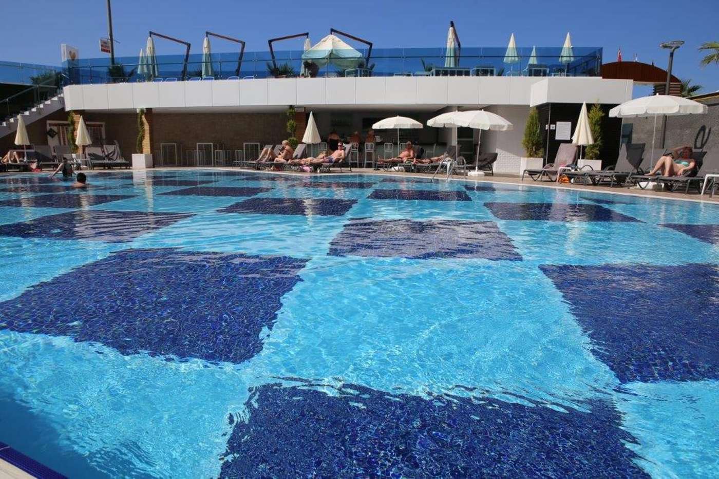 Sunprime-C-Lounge---Adults-Only--16---Pool-1