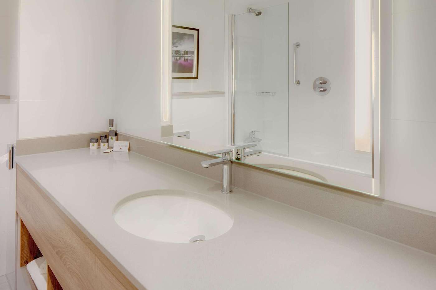 DoubleTree by Hilton Glasgow Central-United Kingdom-GLASGOW-Room-6