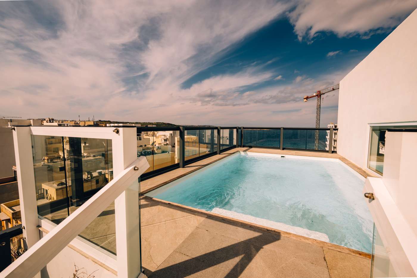 Primera-Hotel-Terrace-1