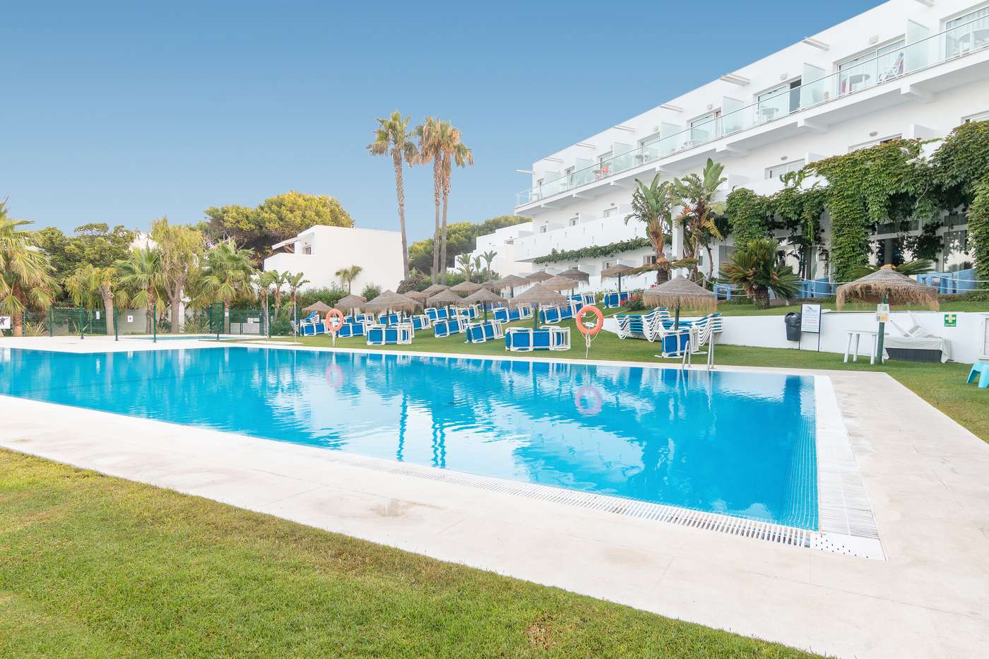 Conil-Park-Pool-1
