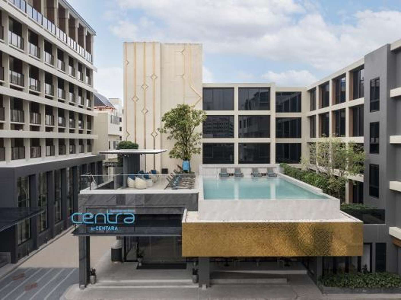 A Centra By Centara Hotel Bangkok Phra Nakhon hotel