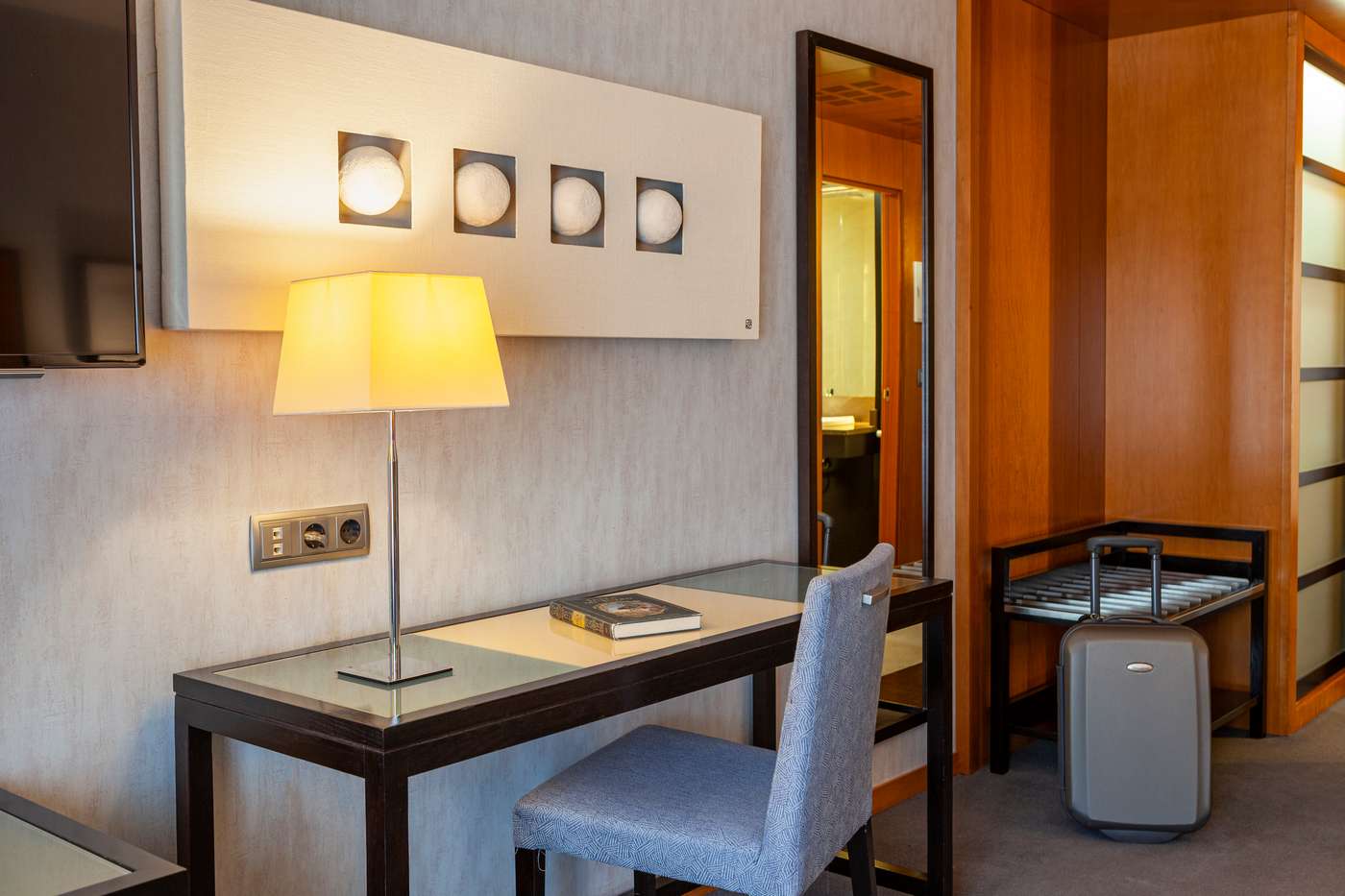 Macia Real de la Alhambra-Spain-GRANADA-Room-4