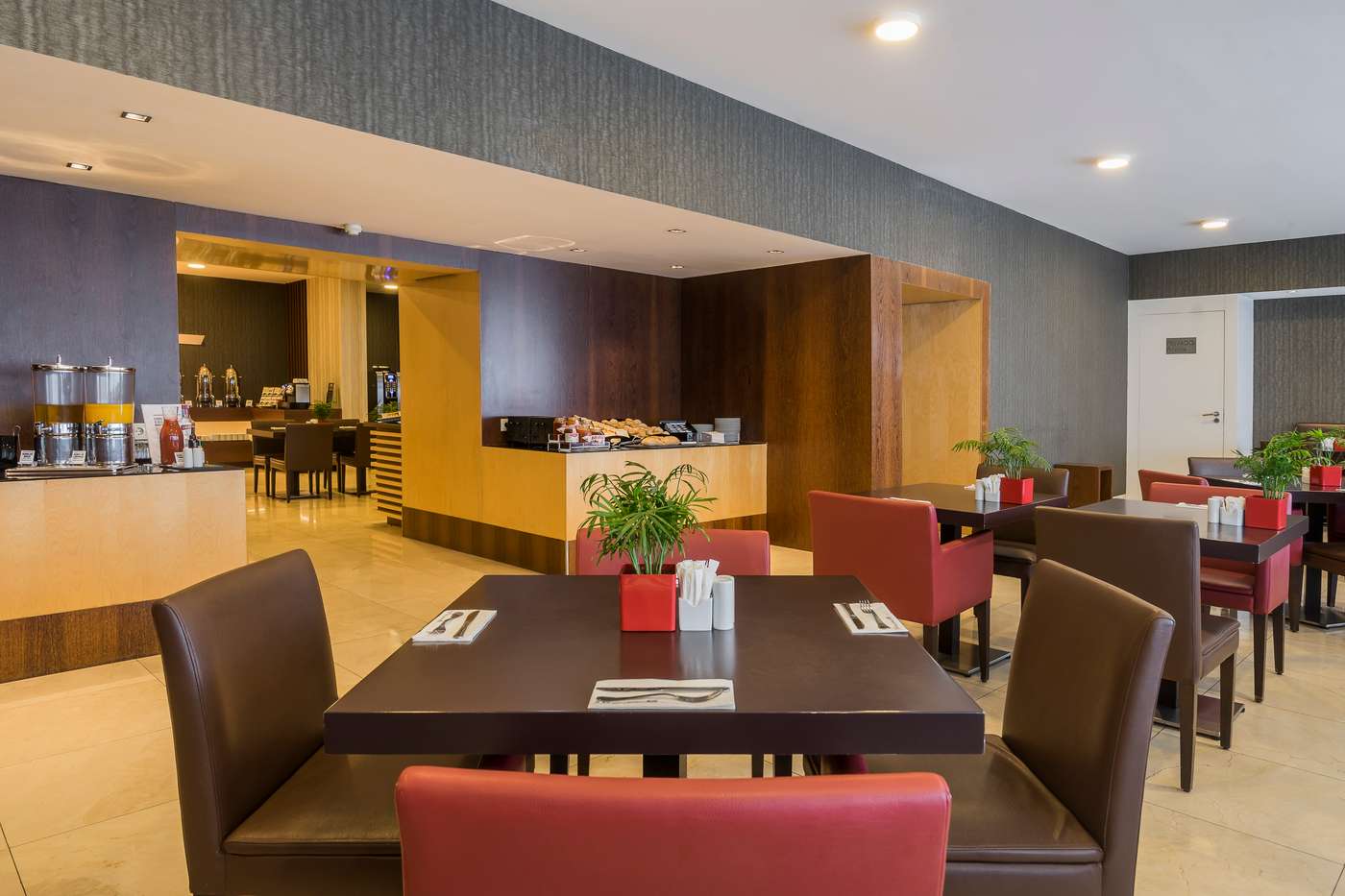 HF-Fenix-Urban-Restaurant-1