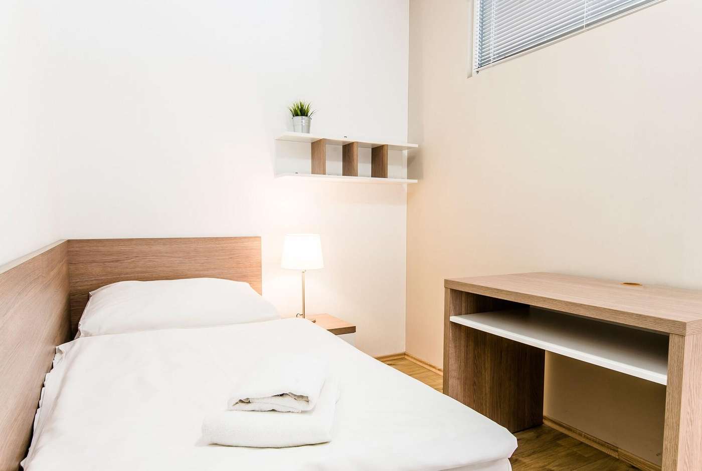 Apart Hotel Virgo-Slovakia-BRATISLAVA-Room-10