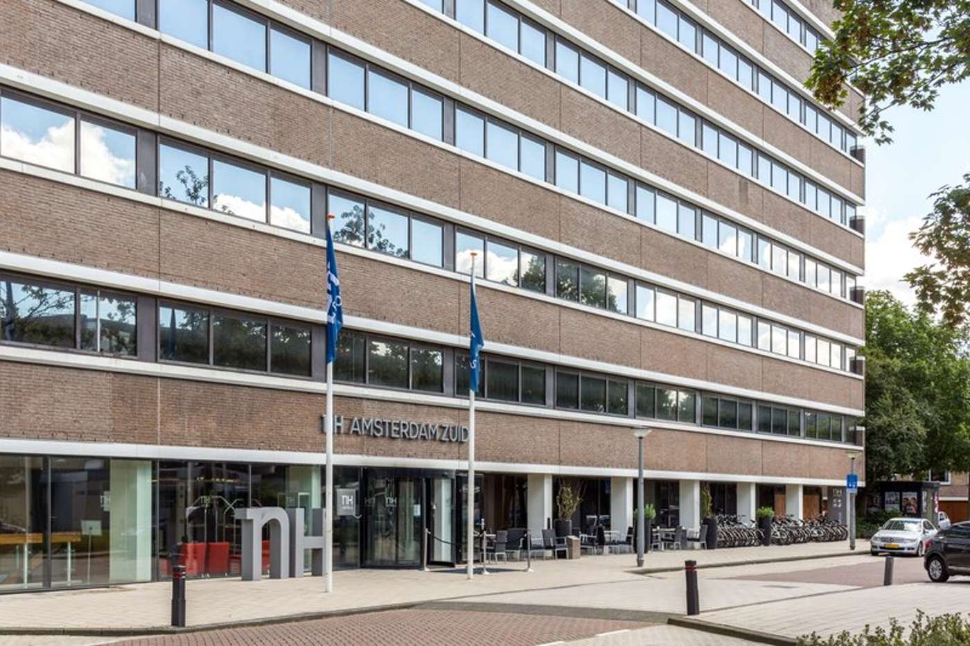 A NH Amsterdam Zuid hotel