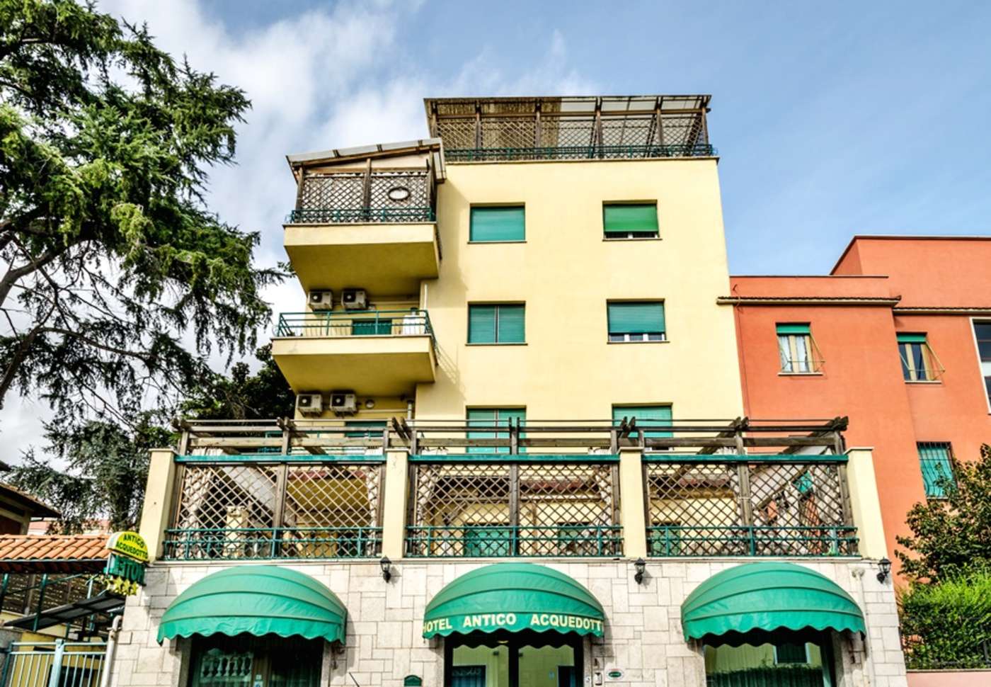 Antico-Acquedotto-Hotel-General-view-1