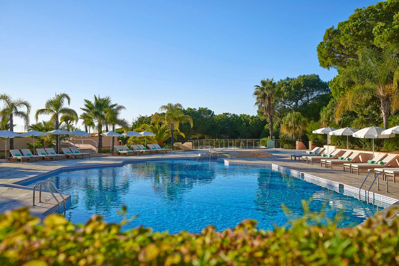 Hotel-Quinta-Do-Lago-Pool-1