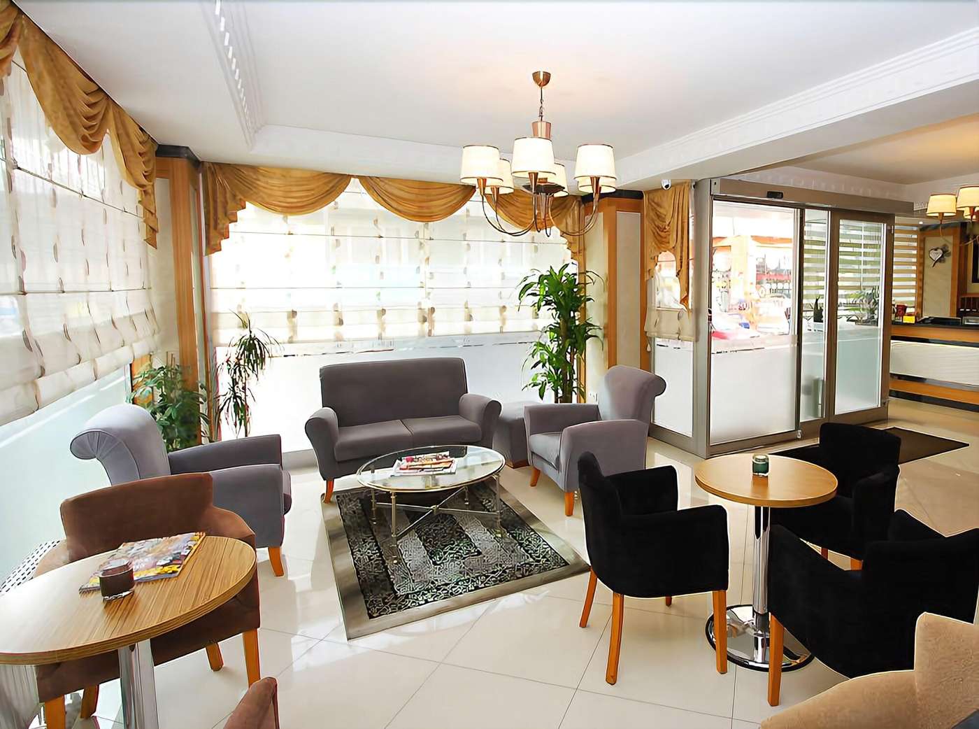 My-Rose-Hotel-Bar-1