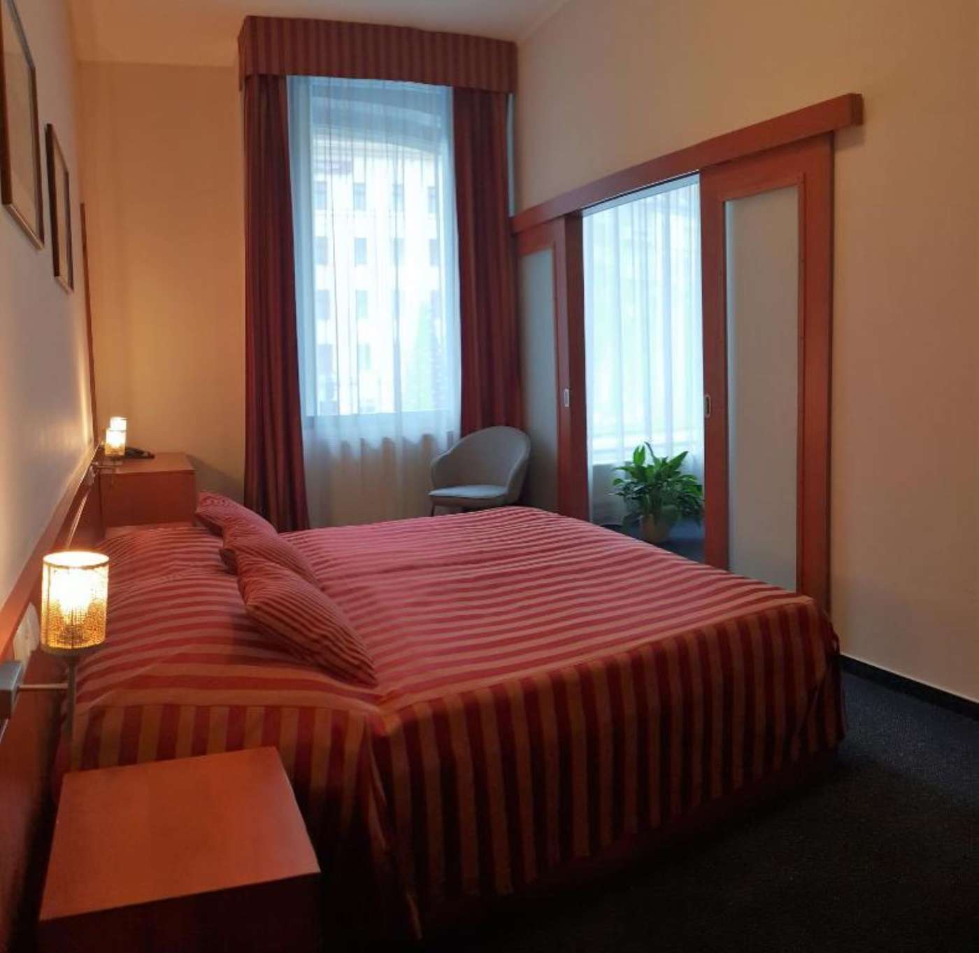 Beranek-Czech Republic-PRAGUE-Room-6