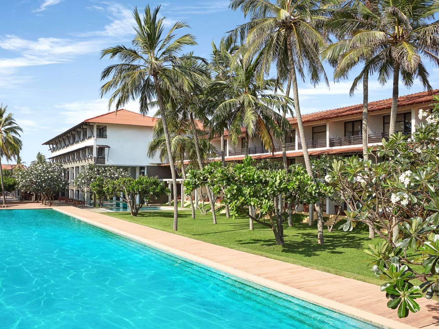 Jetwing-Beach-Pool-1