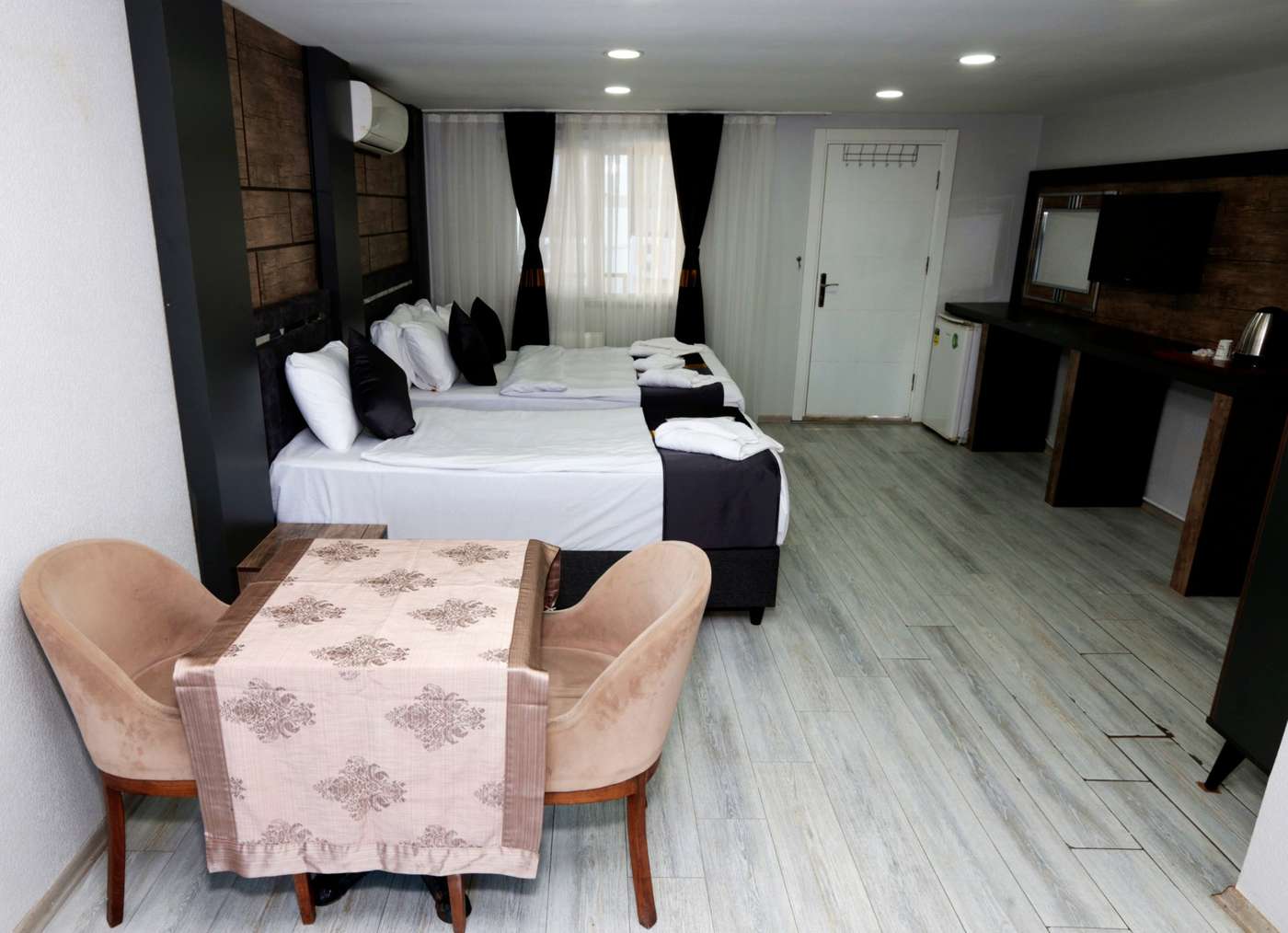 Mila Suites Taksim-Turkey-Beyoglu-Room-6