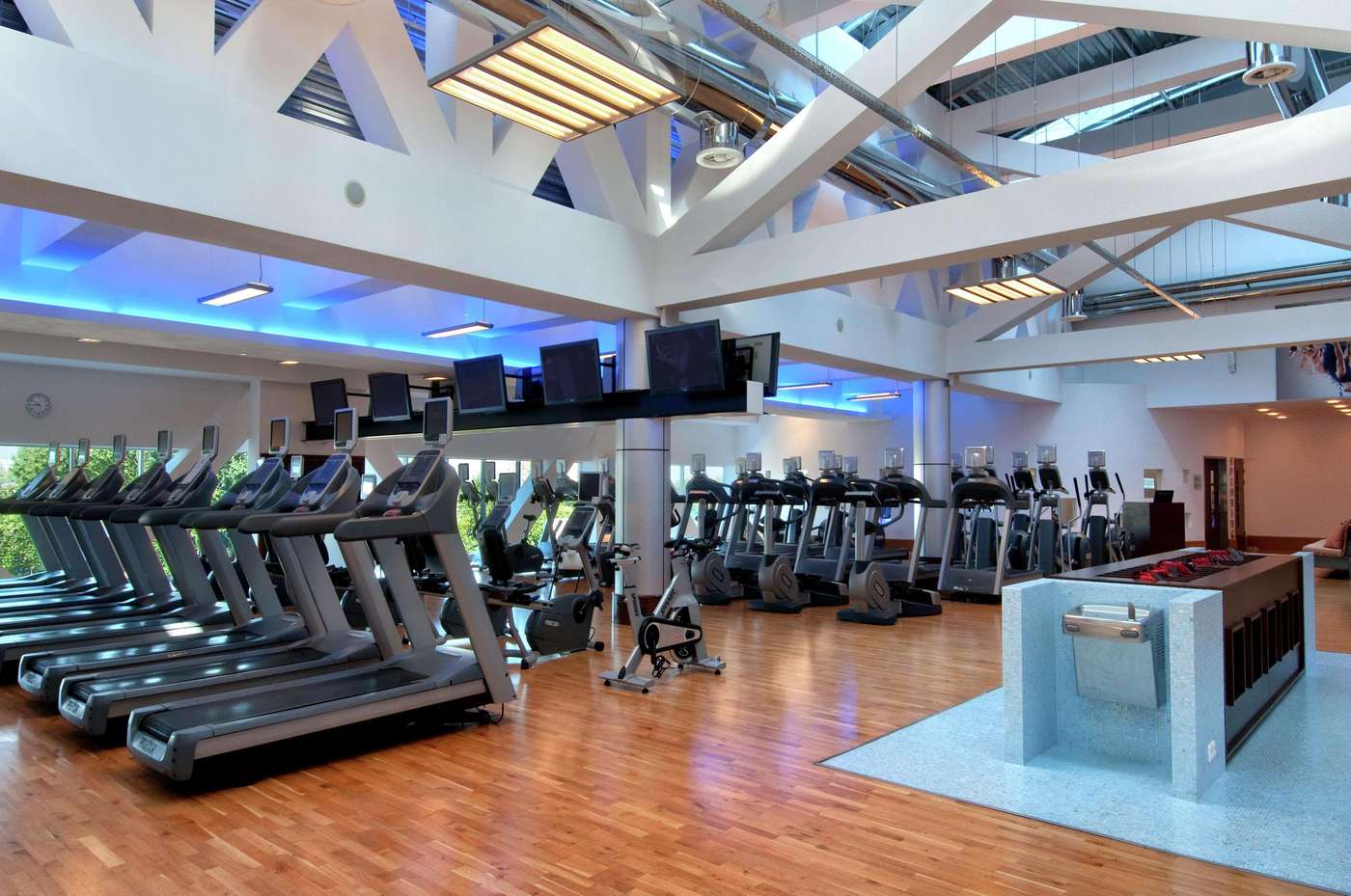 Hilton Warsaw City - Poland - Warsaw - Sports and Entertainment - 0