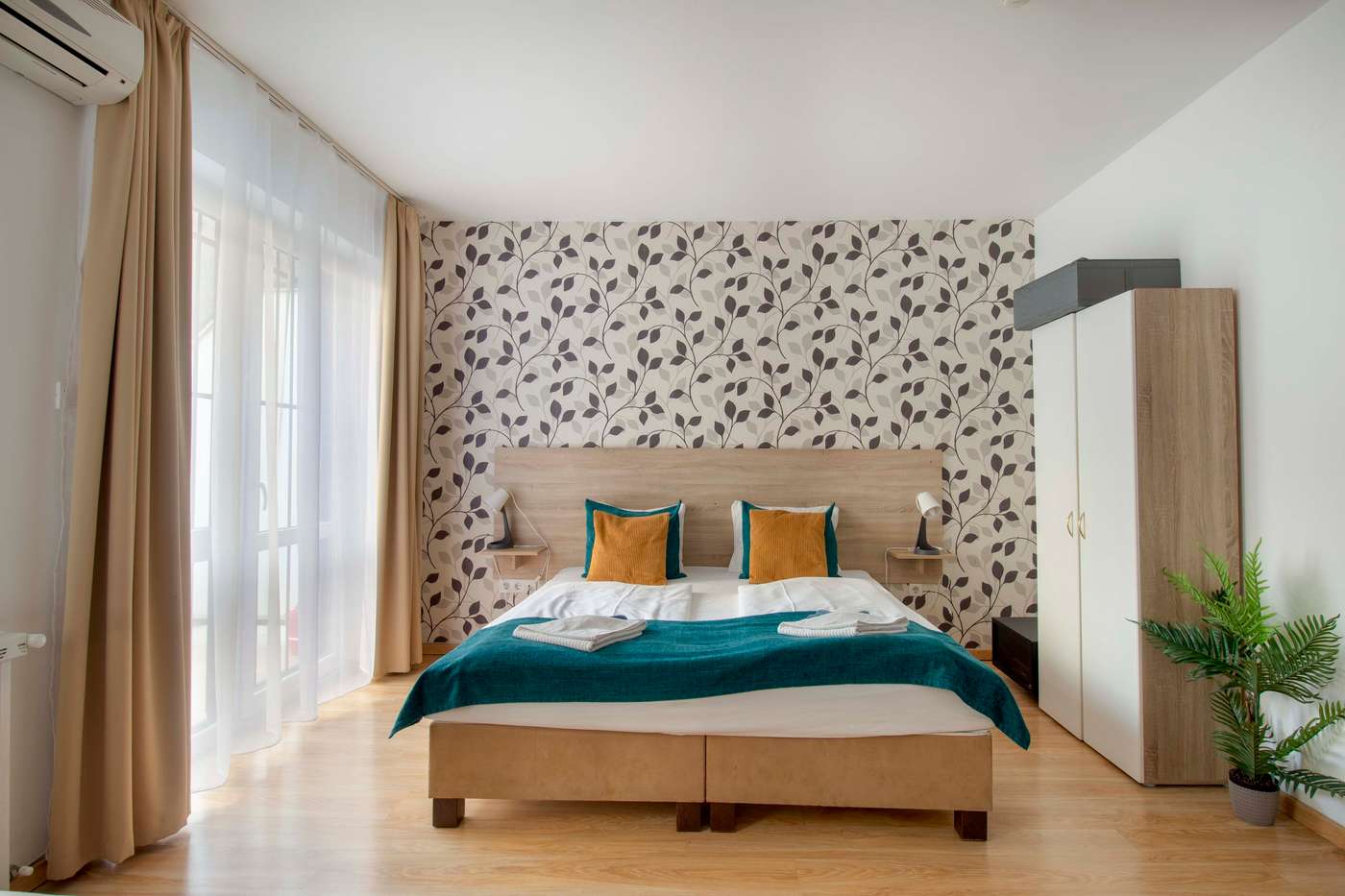 Prince-Apartments---Self-Check-In-Property-Room-1