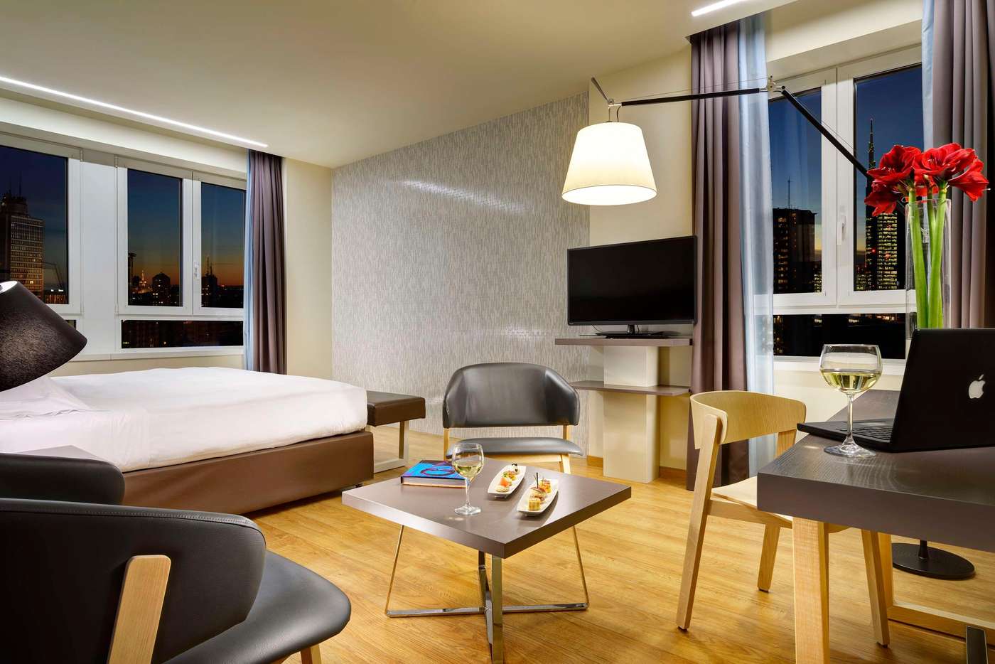 Unahotels-Century-Milano-Room-1