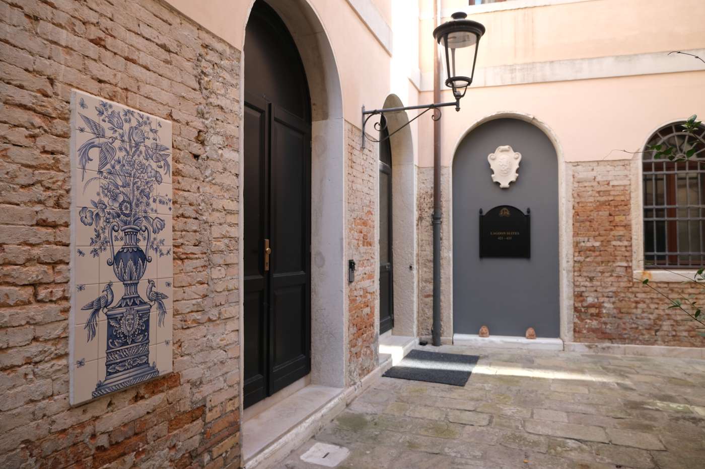 San-Clemente-Palace-Kempinski-Hotel-Venice-Room-1