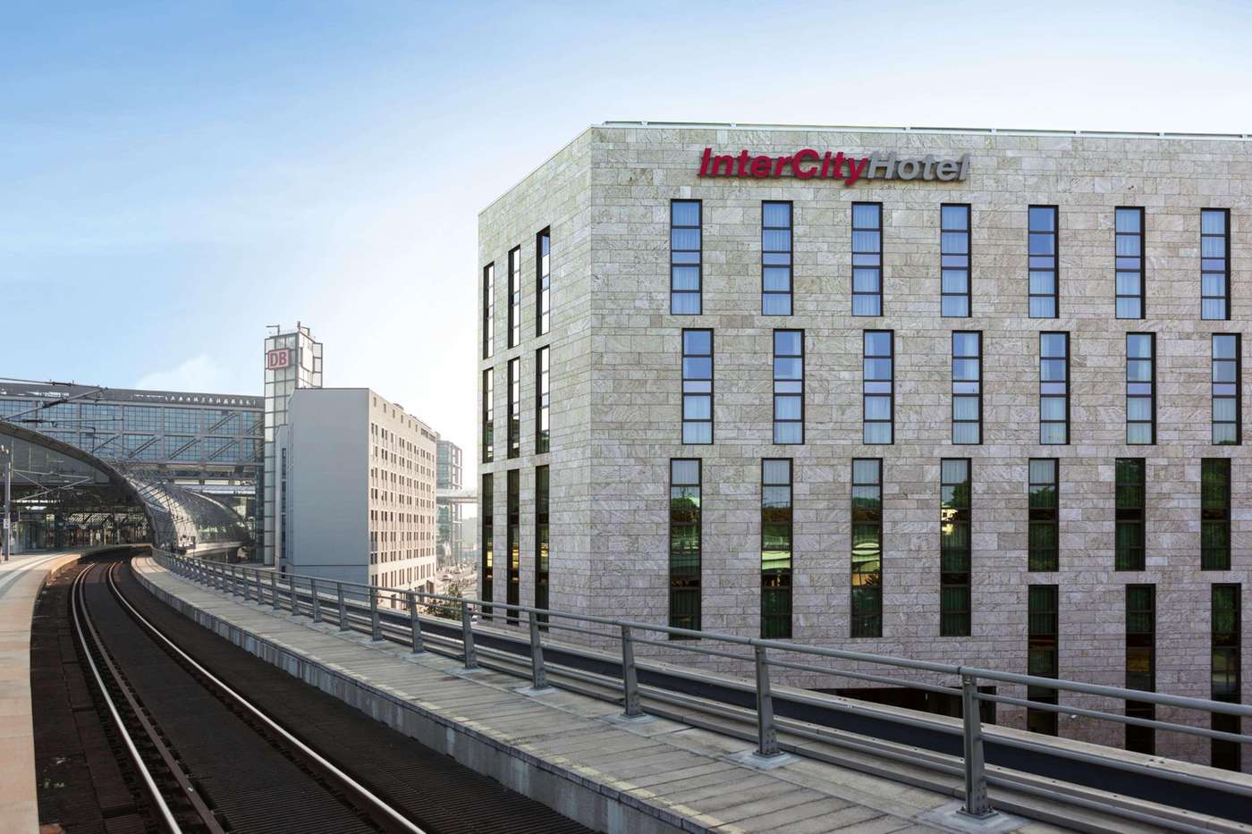 IntercityHotel-Berlin-Hauptbahnhof-General-view-1